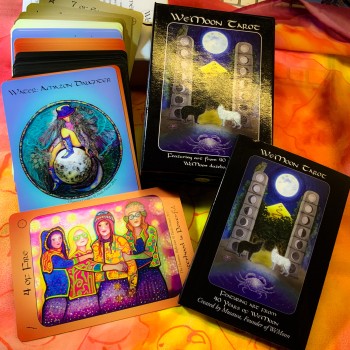 Publicaciones en We’moon tarot