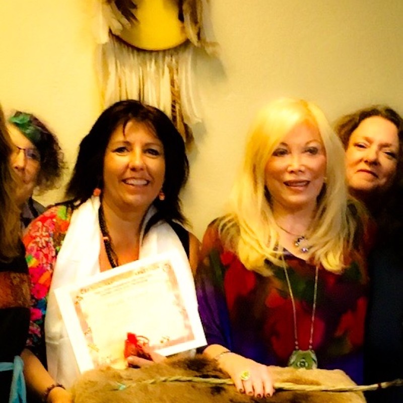 Con Lynn Andrews Paula franco